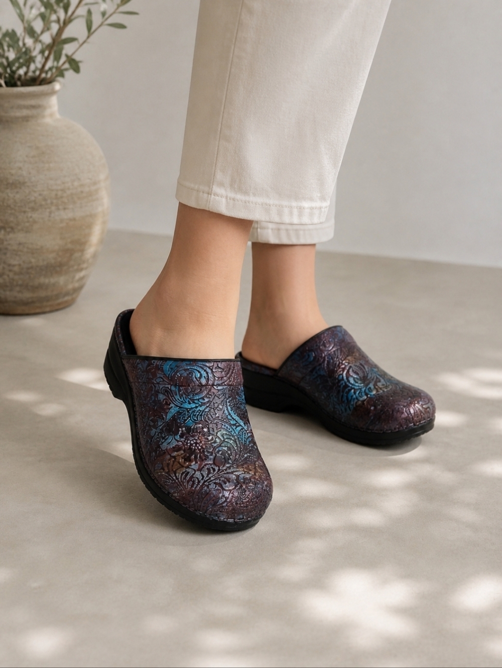 Sanita Professional "Gwenore" Danish Clogs 38 - Picture 5 of 12